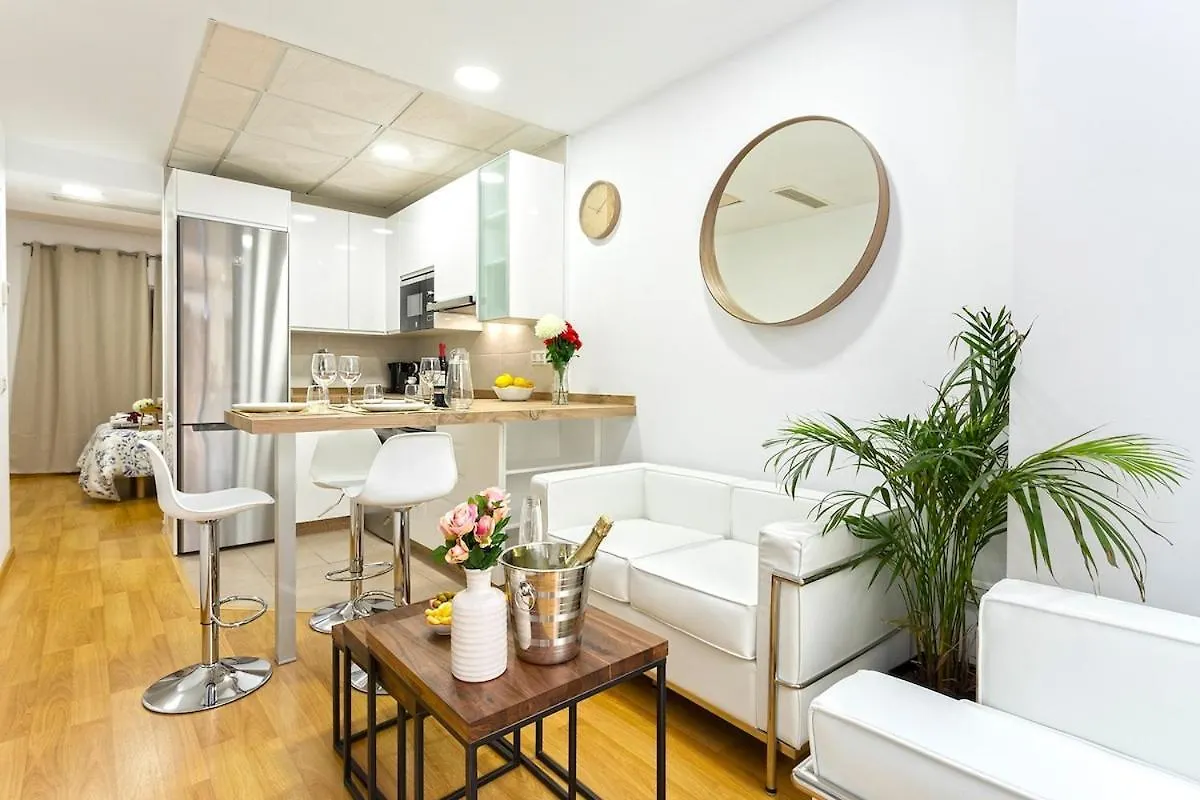 شقة -Malagasunapts- Fashion Historical City Centre